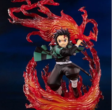 Anime Demon slayer Kimetsu no Yaiba Kamado Tanjirou Hinokami Kagura juquete Accesorio Modelo de estatuilla de figura de acción llamas